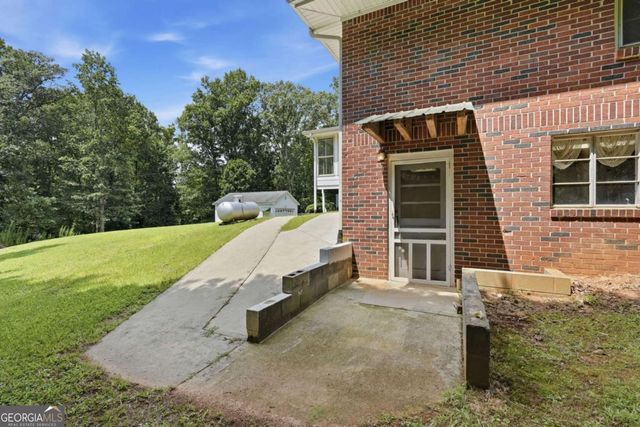 3651 Ledan Road, Gainesville, GA 30506