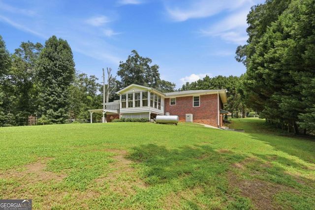 3651 Ledan Road, Gainesville, GA 30506