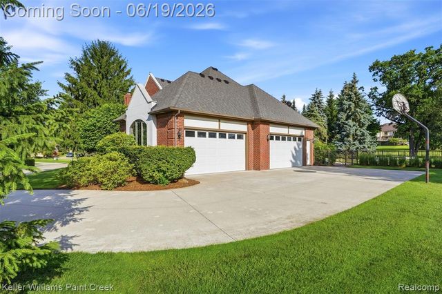 2784 Murfield Court, Rochester, MI 48306