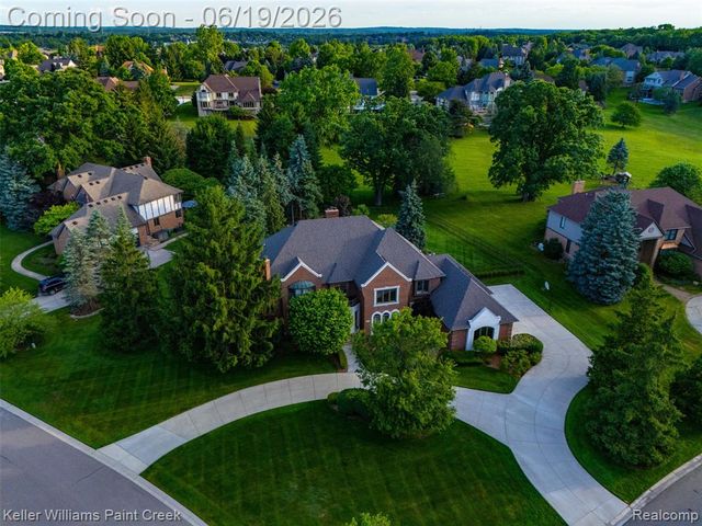 2784 Murfield Court, Rochester, MI 48306