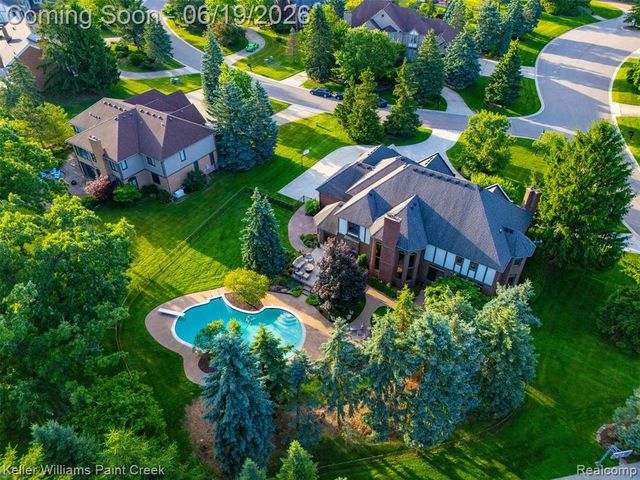 2784 Murfield Court, Rochester, MI 48306
