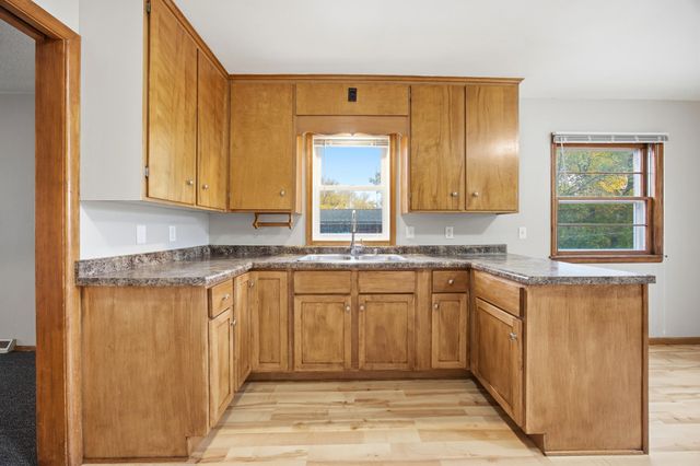 1316 8th Street N, Fargo, ND 58102