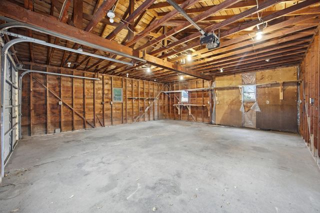 1316 8th Street N, Fargo, ND 58102