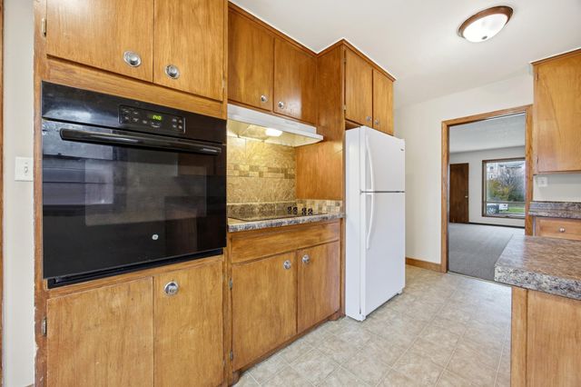 1316 8th Street N, Fargo, ND 58102