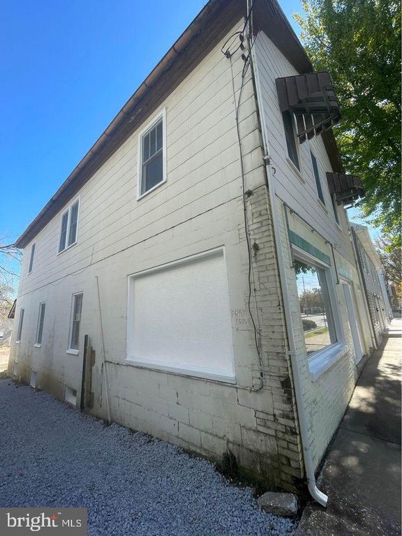 56 PENNSYLVANIA AVE, Westminster, MD 21157