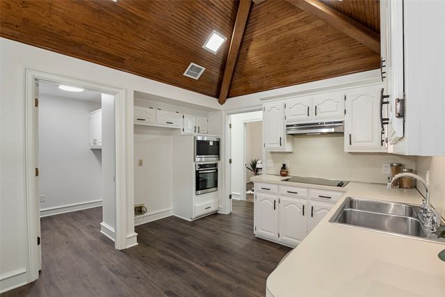 3114 Oak Trail Drive, Rowlett, TX 75088