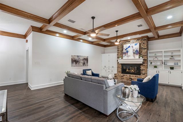 3114 Oak Trail Drive, Rowlett, TX 75088