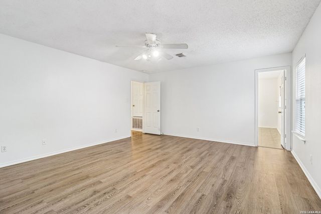 21927 Pelican Creek, San Antonio, TX 78258