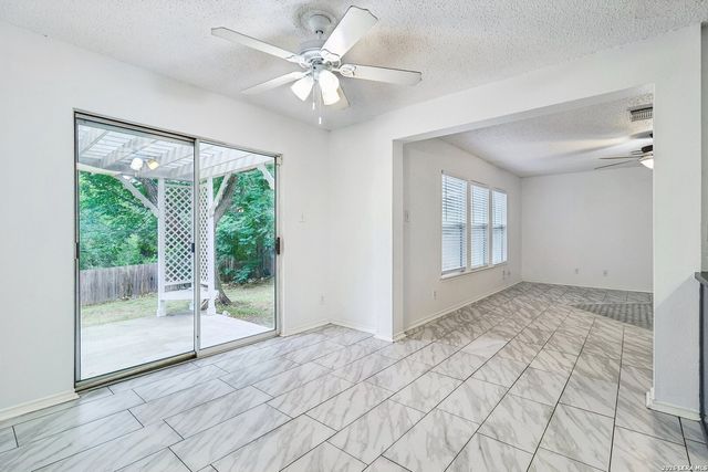 21927 Pelican Creek, San Antonio, TX 78258