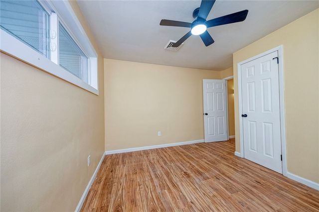 11 Brook St A, Coraopolis, PA 15108