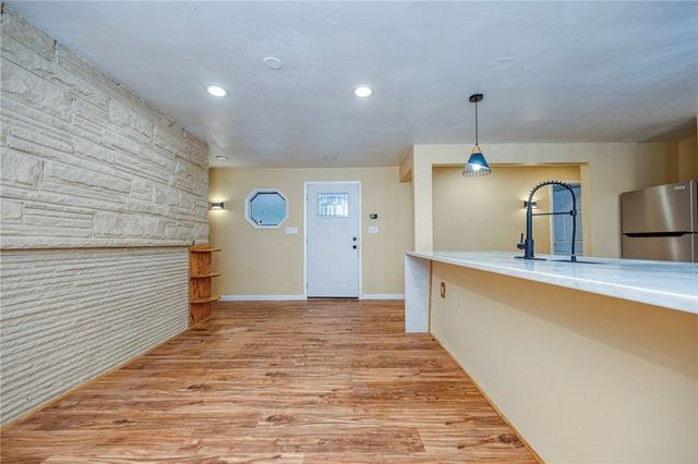 11 Brook St A, Coraopolis, PA 15108