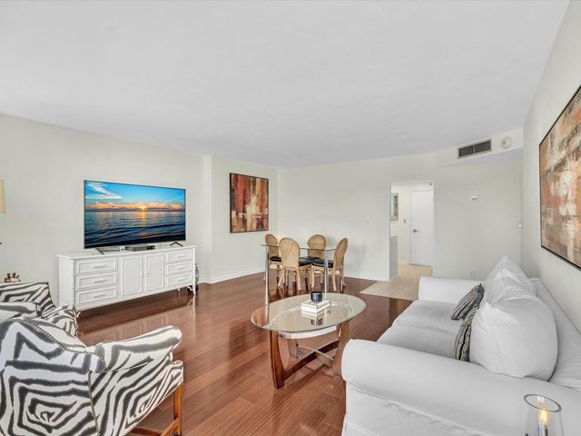 3300 NE 36th Street 220, Fort Lauderdale, FL 33308