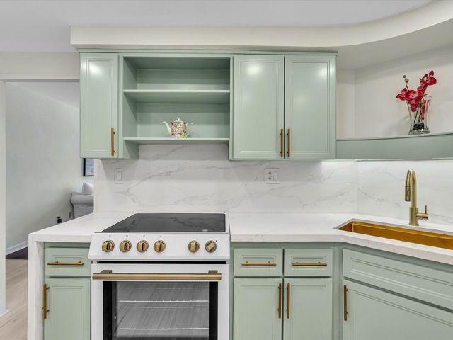 3300 NE 36th Street 220, Fort Lauderdale, FL 33308