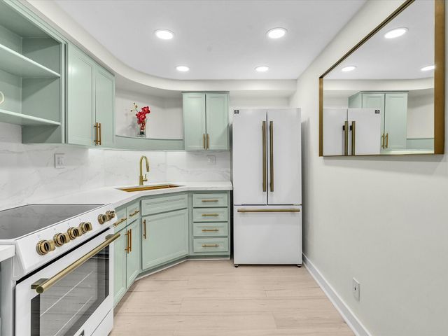 3300 NE 36th Street 220, Fort Lauderdale, FL 33308