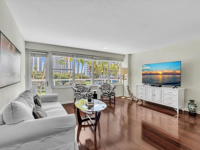 3300 NE 36th Street 220, Fort Lauderdale, FL 33308