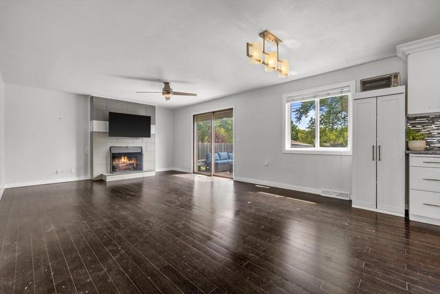 1411 Spring Valley DRIVE, Racine, WI 53405