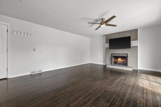 1411 Spring Valley DRIVE, Racine, WI 53405