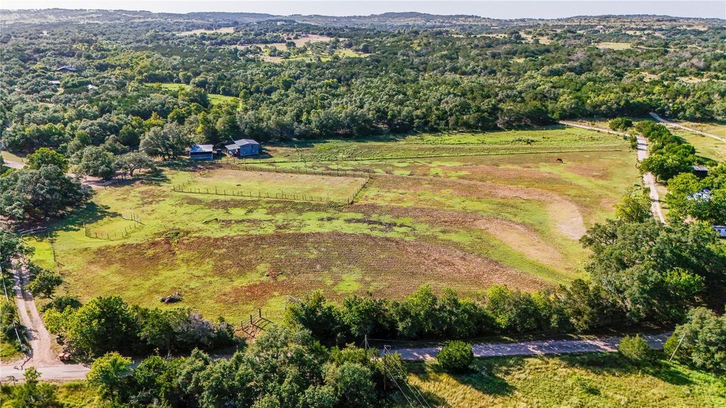 1750 Loop 165 LOOP B, Dripping Springs, TX 78620
