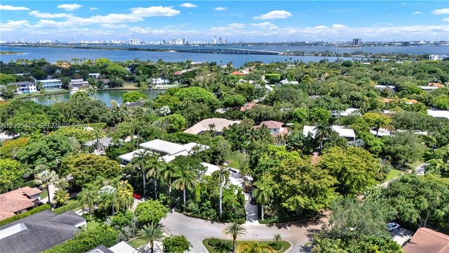 520 Bay Point Road, Miami, FL 33137