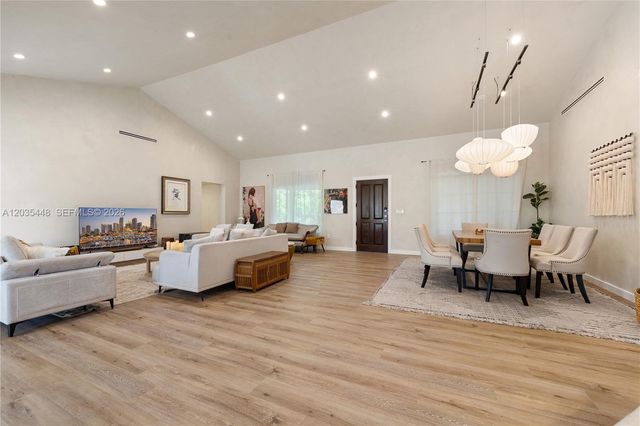 520 Bay Point Road, Miami, FL 33137