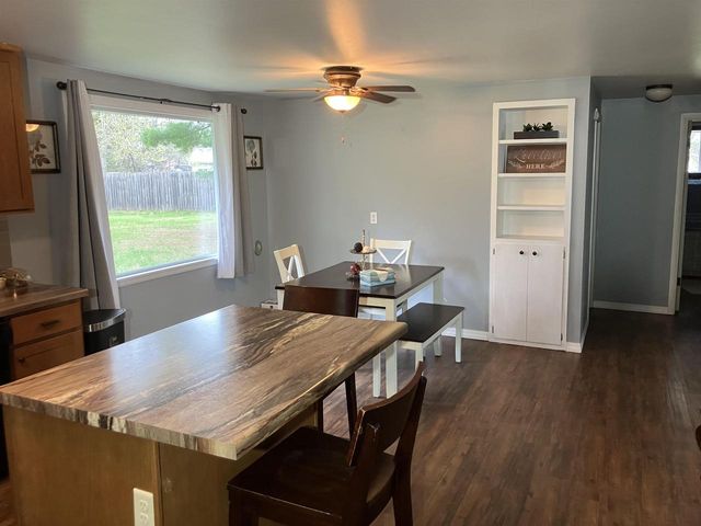 N2709 LIND LANE, Waupaca, WI 54981