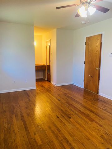 1315 Willow Creek Drive, Lancaster, TX 75146