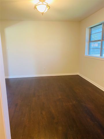 1315 Willow Creek Drive, Lancaster, TX 75146