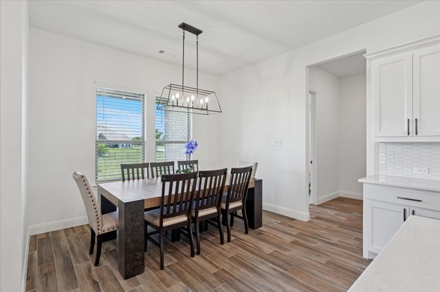 341 Oak Meadow Lane, Weatherford, TX 76085