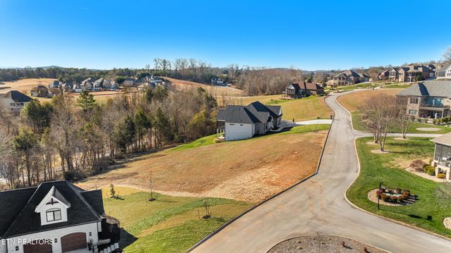 116 Parkside Drive, Vonore, TN 37885
