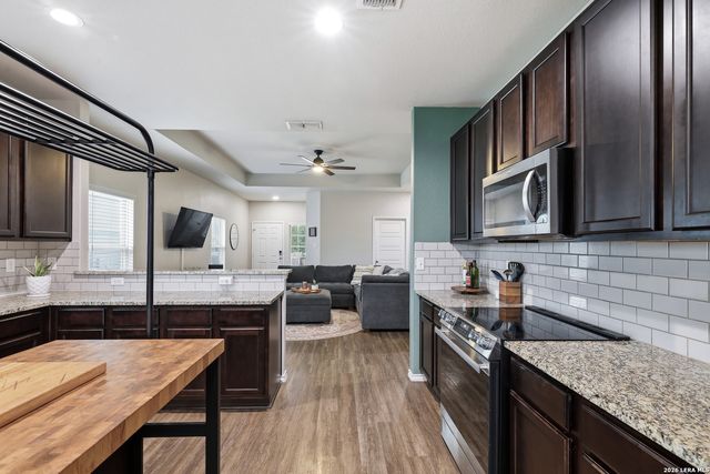 435 HUNTERS RNCH E, San Antonio, TX 78253