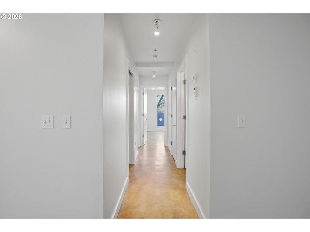 325 Ne GRAHAM St 6, Portland, OR 97212