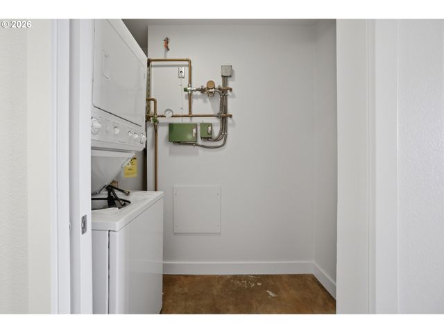 325 Ne GRAHAM St 6, Portland, OR 97212