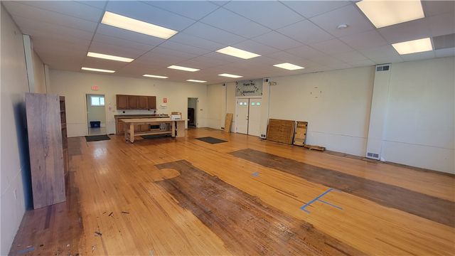 4275 Culver Road, Irondequoit, NY 14620
