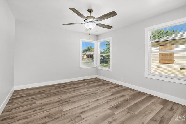 1104 Glade Street, Bakersfield, CA 93308