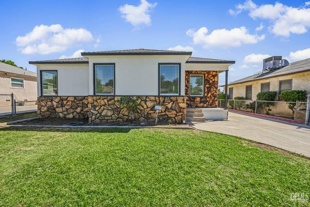 1104 Glade Street, Bakersfield, CA 93308