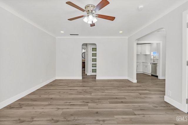 1104 Glade Street, Bakersfield, CA 93308