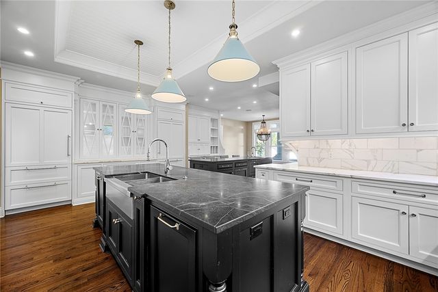 609 Academy Ave, Sewickley, PA 15143