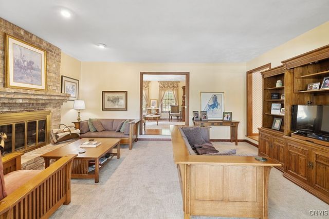 32 Lincoln Avenue, Mexico, NY 13114