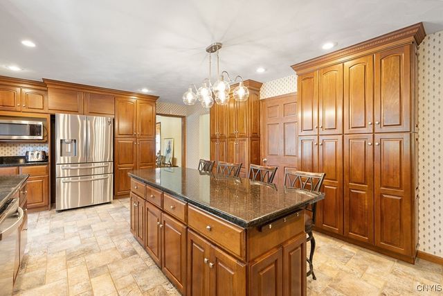 32 Lincoln Avenue, Mexico, NY 13114