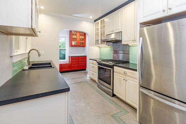 1020 PROSPECT ST, Columbia, MO 65203