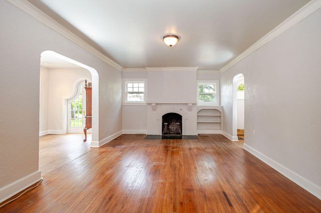 1020 PROSPECT ST, Columbia, MO 65203