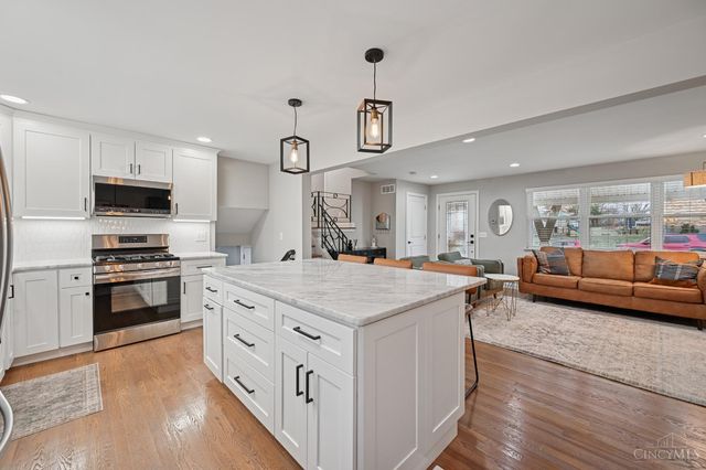 3316 Moonridge Drive, Green Twp, OH 45248