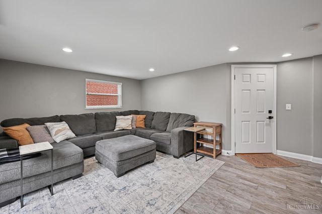 3316 Moonridge Drive, Green Twp, OH 45248