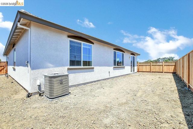 504 Spruce Way, Oakley, CA 94561