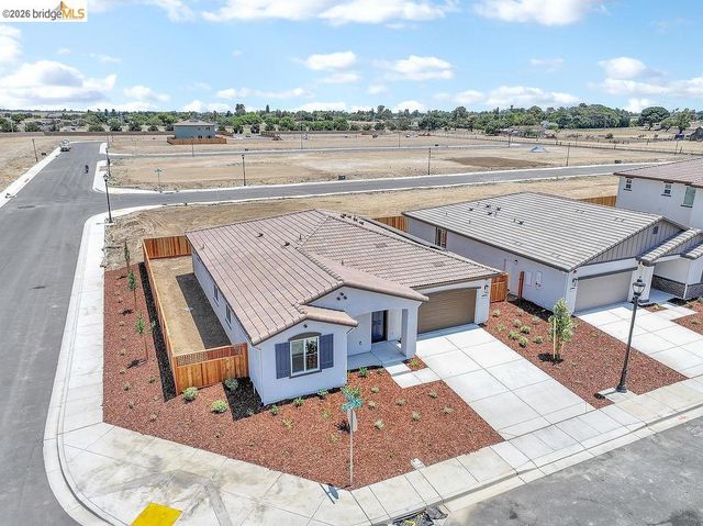 504 Spruce Way, Oakley, CA 94561