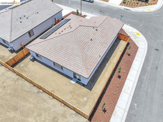 504 Spruce Way, Oakley, CA 94561