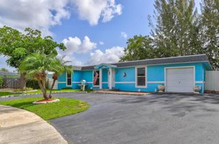 6605 NW 80th Court, Tamarac, FL 33321