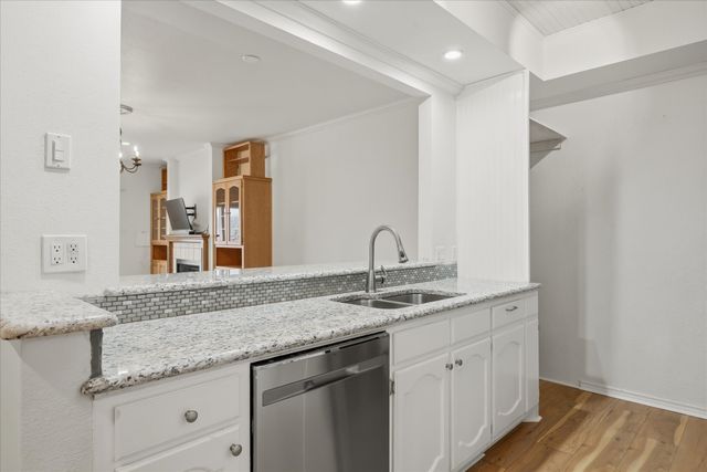 8511 Westover Court 238, Granbury, TX 76049