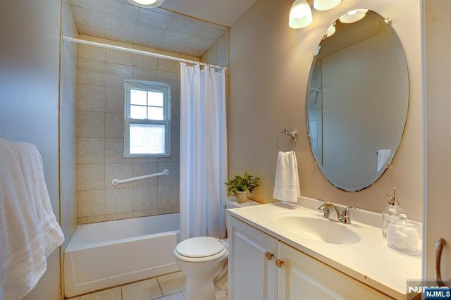27 Brookline Avenue, Nutley, NJ 07110