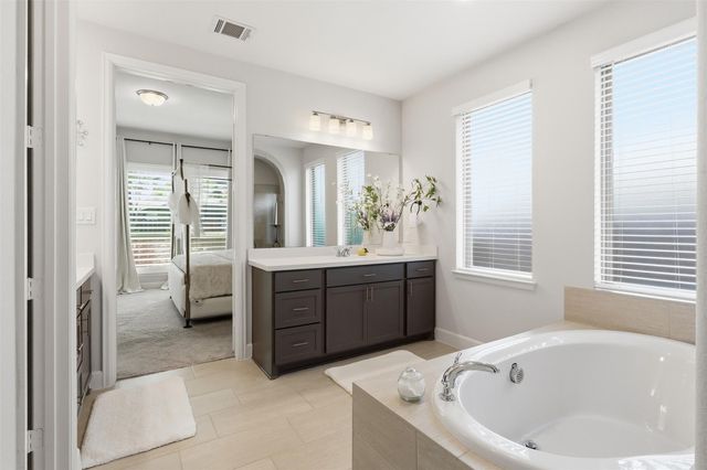 15810 Bird Of Paradise Drive, Conroe, TX 77302